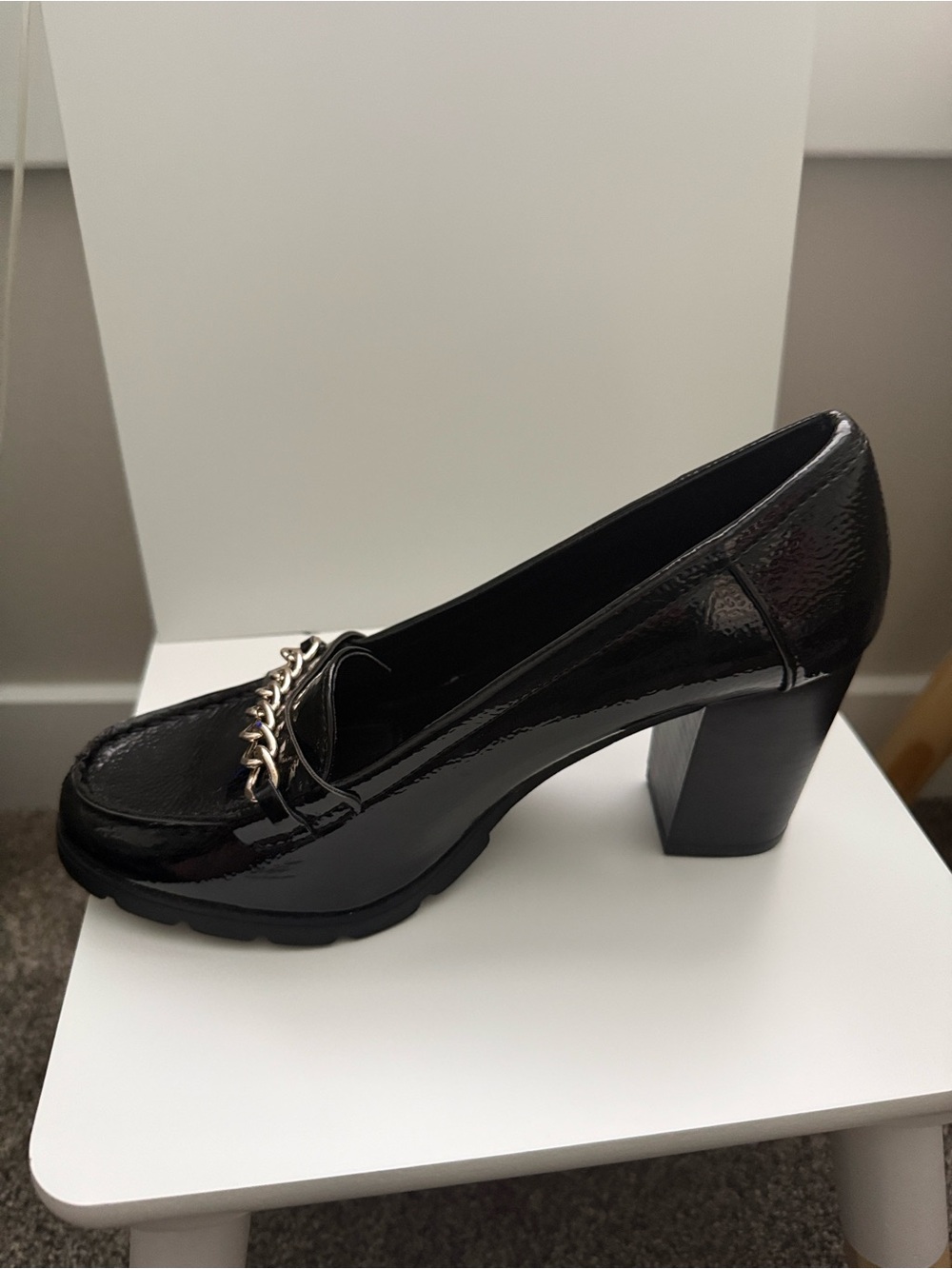 Jones New York Cyrena Black Patent Chain Loafers 7.5M - Picture 9 of 16